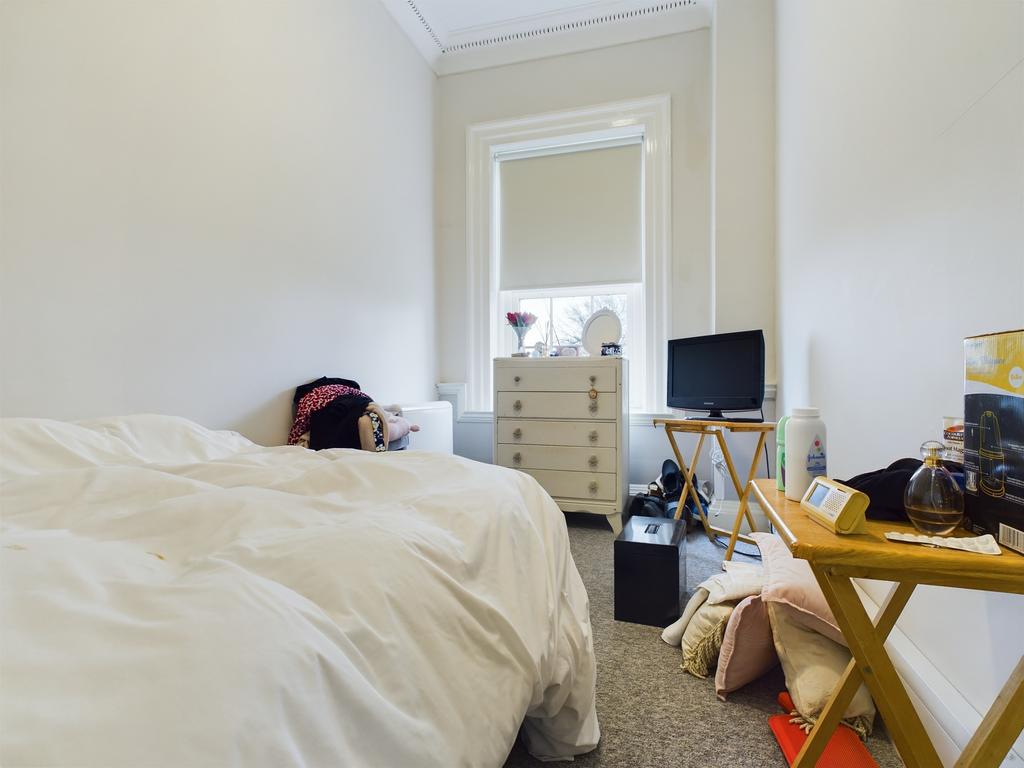 Flat 8