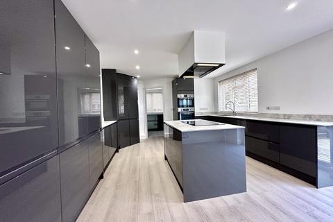 4 bedroom detached house for sale, Tree Tops, 3 Ely Road, Queen Adelaide, Ely, Cambridgeshire
