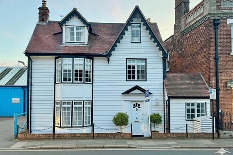 High Street, Burnham-On-Crouch