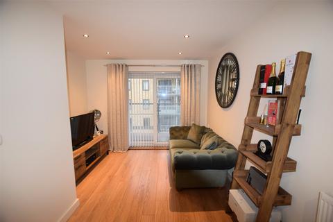 1 bedroom apartment to rent, Crown Drive, Romford RM7