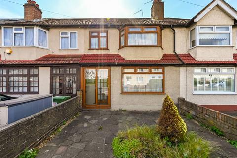 3 bedroom terraced house to rent, Red Lion Road, Surbiton, KT6