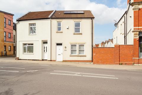 3 bedroom semi-detached house for sale, Bedminster, Bristol BS3