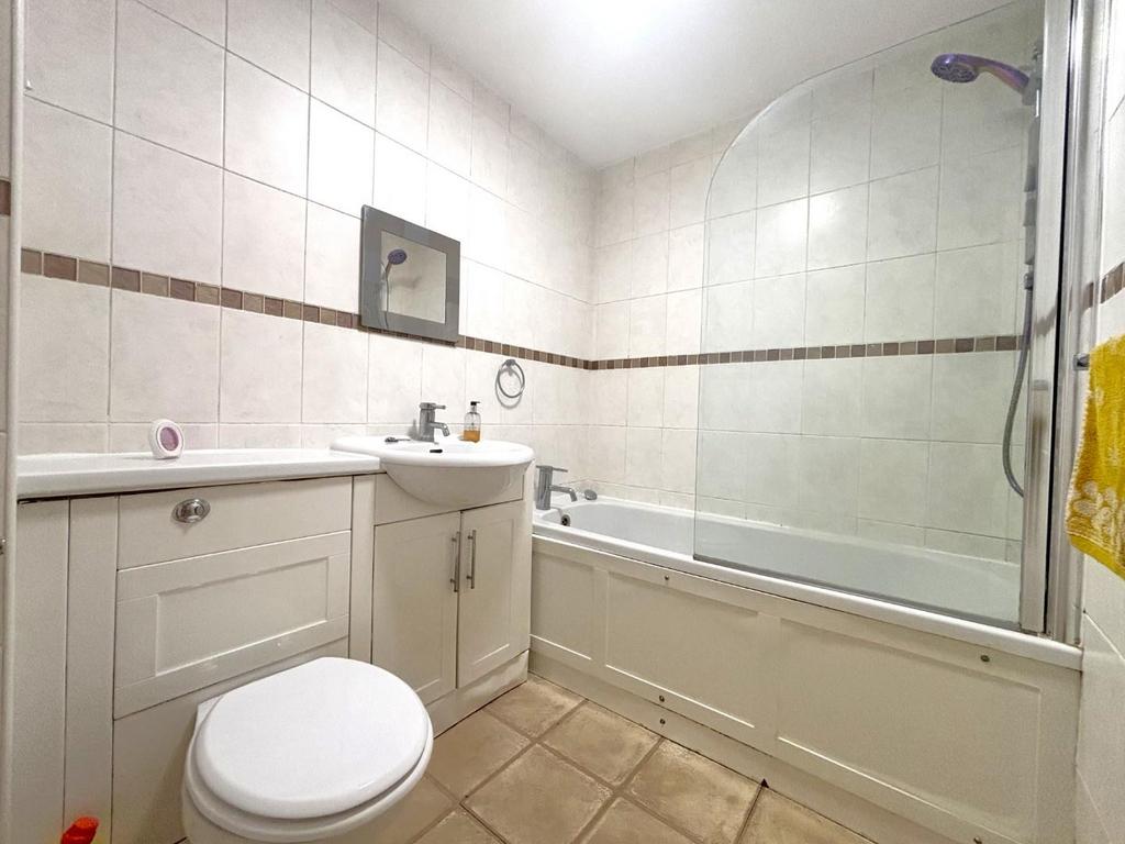 Bathroom.jpeg