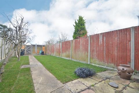 58 Abbots Way, Ely, CB6 3AJ