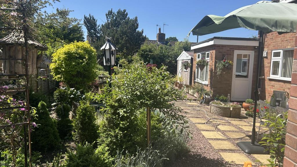 New GArden 5.jpg