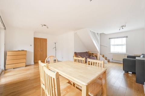 3 bedroom flat for sale, Ensign Street, Tower Hill, London, E1