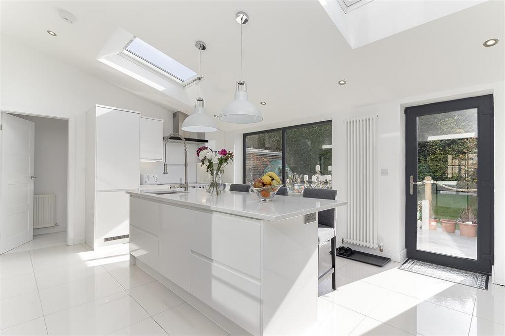 Living Dining Kitchen - D.jpg