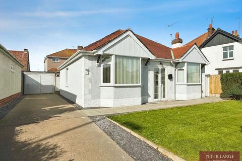 3 bedroom detached bungalow for sale, 23 Rhuddlan Road, Rhyl, LL18 2PP