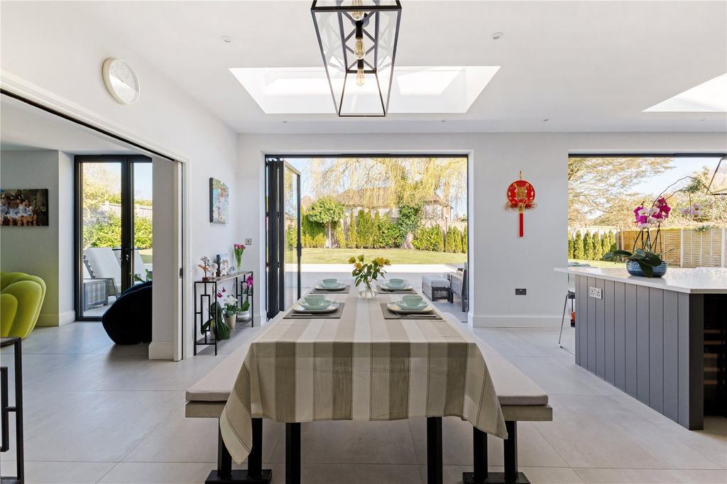 Kitchen/Breakfast