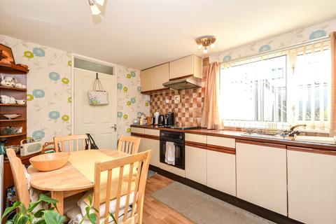 undefined, Y Grugan, Groeslon, Caernarfon, Gwynedd, LL54