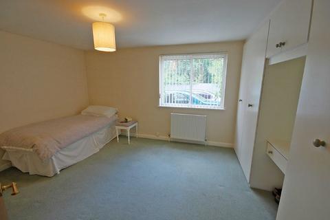 12 Lyefield Road West, Charlton Kings, Cheltenham, GL53 8HA