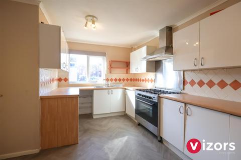 4 bedroom terraced house for sale, Haseley Close, Matchborough East, Redditch