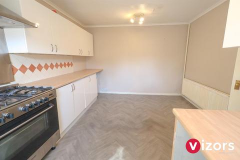 4 bedroom terraced house for sale, Haseley Close, Matchborough East, Redditch
