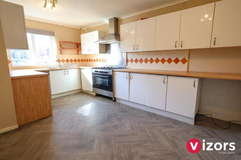 4 bedroom terraced house for sale, Haseley Close, Matchborough East, Redditch