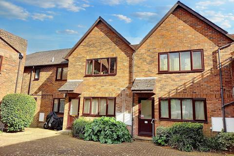1 bedroom flat for sale, Winchester