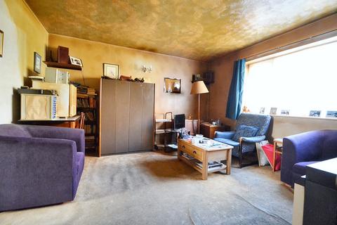 1 bedroom flat for sale, Winchester