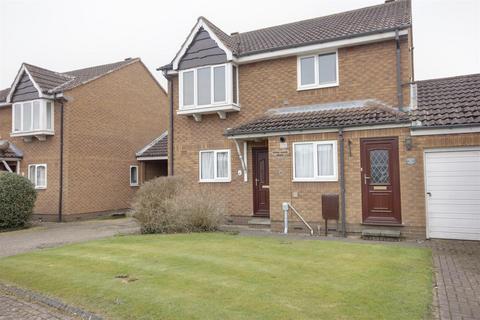 2 bedroom apartment for sale, Chelsea Court, Cottingham