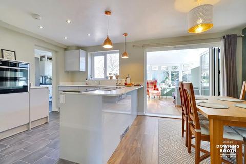 7 Autumn Drive, Lichfield, WS13 6BB