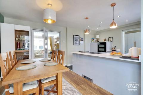 7 Autumn Drive, Lichfield, WS13 6BB
