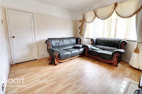 3 bedroom semi-detached house for sale, Ayres Drive, Stanground