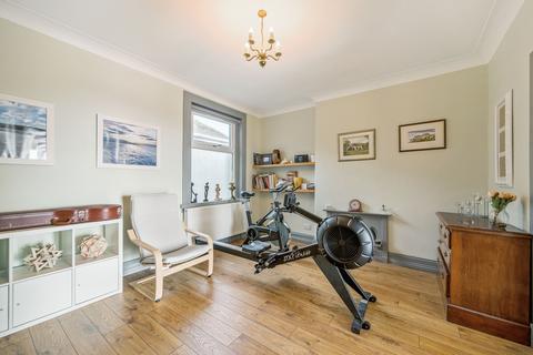 19 Fullerton Drive, Seamill, West Kilbride, KA23 9HS