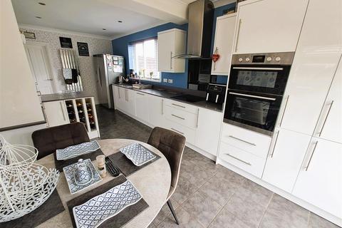 391 Barrows Lane, Sheldon, Birmingham, B26 1QH