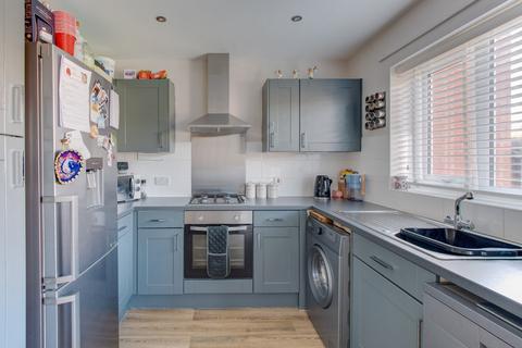 105 Oldfield Road, Bromsgrove, B61 8BB