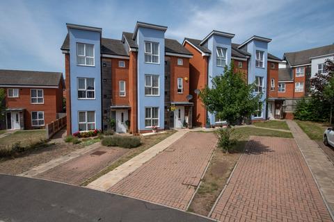 105 Oldfield Road, Bromsgrove, B61 8BB