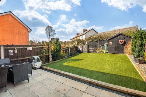 105 Oldfield Road, Bromsgrove, B61 8BB