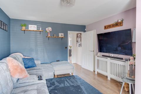 105 Oldfield Road, Bromsgrove, B61 8BB