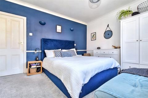 10 De Lacy Mount, Leeds, LS5 3JF