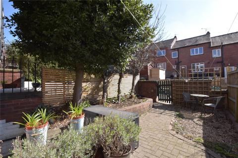 10 De Lacy Mount, Leeds, LS5 3JF