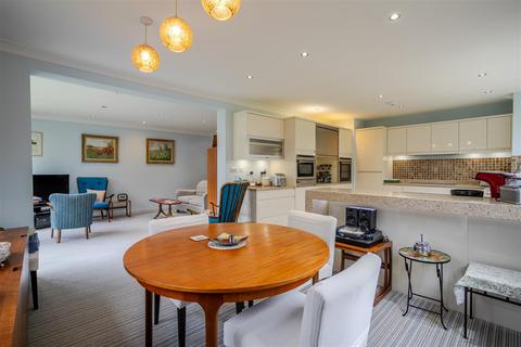 3 bedroom maisonette for sale, Knole Wood, Sunningdale