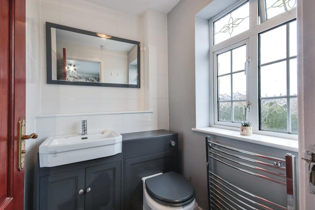 Ensuite