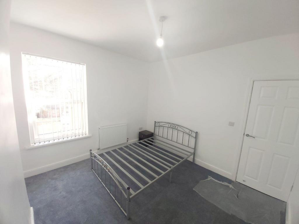 Bedroom 2 - Rear elevation