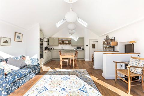3 bedroom detached house for sale, Main Street, Elmley Castle, Worcestershire, WR10