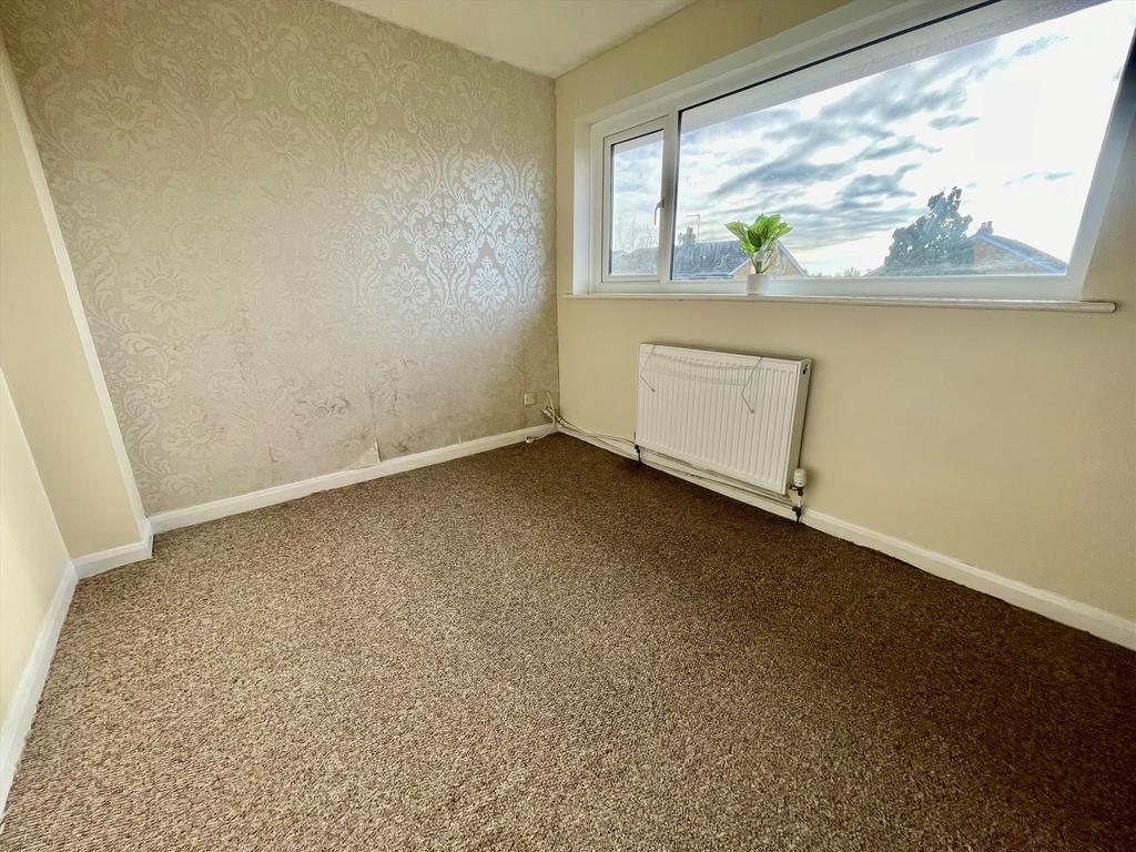 Back bedroom