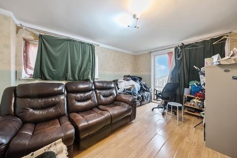 2 bedroom apartment for sale, South Norwood Hill, London