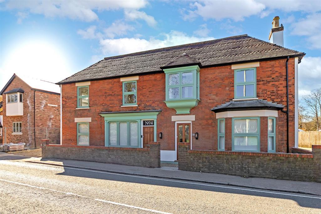4 BFrogmore Road-1.jpg