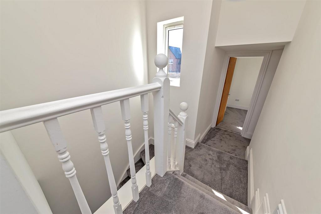 4 BFrogmore Road-10.jpg