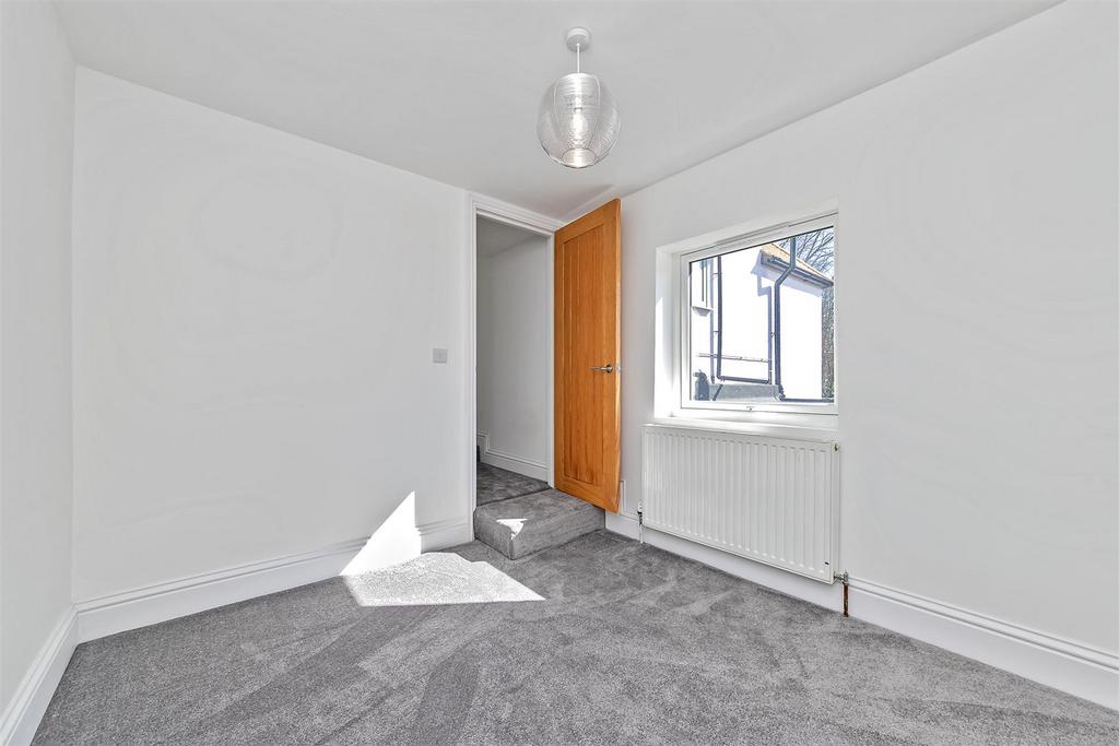 4 BFrogmore Road-20.jpg