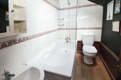 27 Stony Lane, Bradford, BD2 2HL
