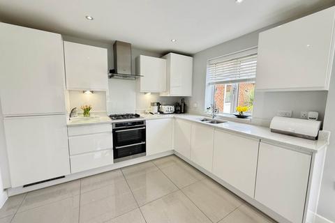 5 Joyce Way, Steventon, Abingdon, OX13 6GA
