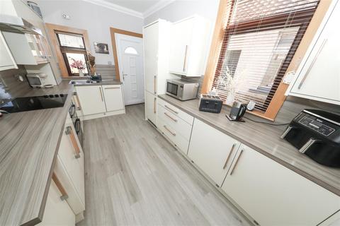 24 Baldwin Crescent, Kirkcaldy, KY2 5SP