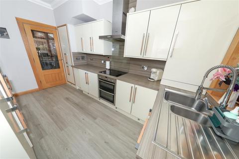 24 Baldwin Crescent, Kirkcaldy, KY2 5SP
