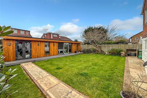 41 Capstan Drive, Littlehampton, BN17 6SF