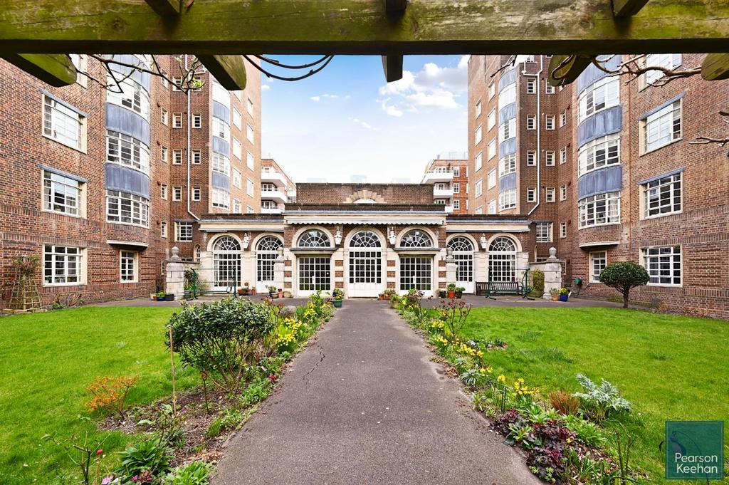 80 Harewood Court BN3 (21).jpg