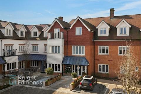 2 bedroom penthouse for sale, Kings Square, Leeds, ME17