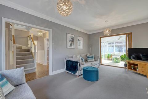 3 Clevedon Close, Great Notley, Braintree, CM77 7YT