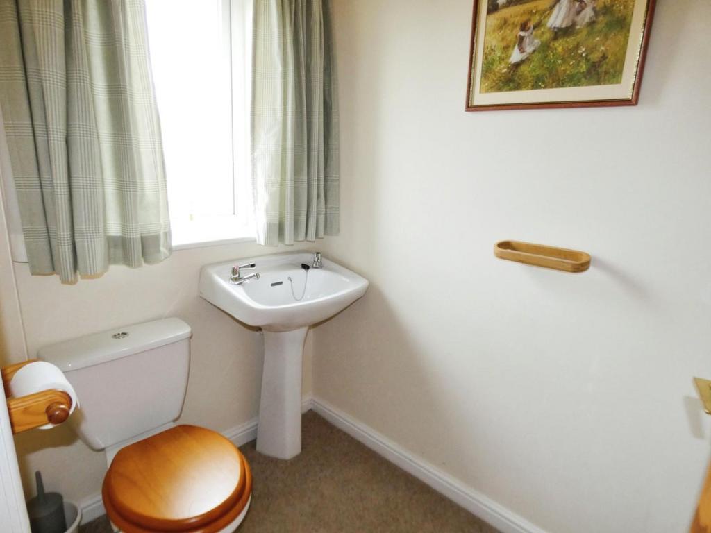 Cloakroom/WC